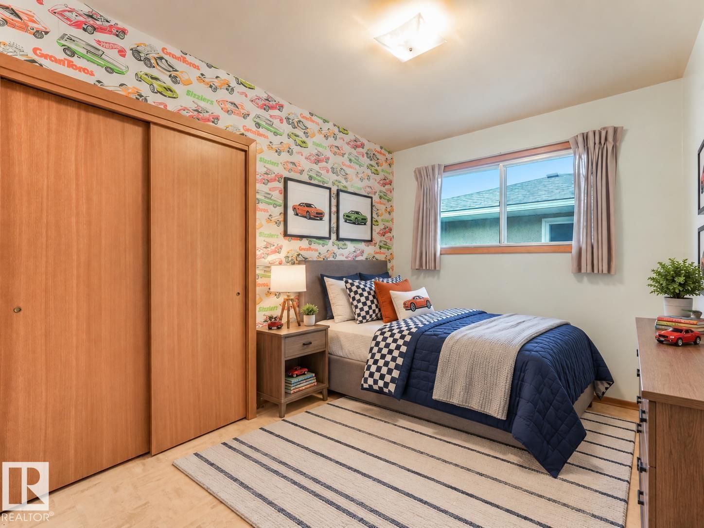 5904 94 AV NW