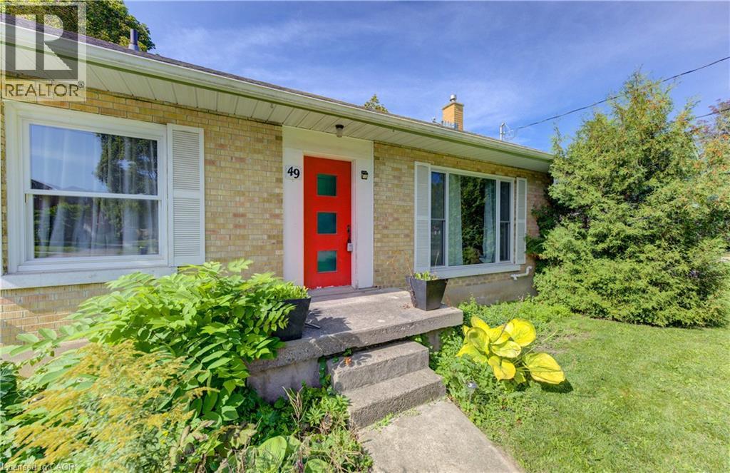 49 Dietz Avenue S, Waterloo, Ontario  N2L 2J8 - Photo 4 - 40862910