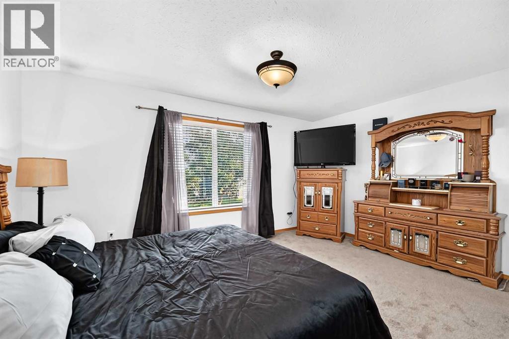 184 Douglas Ridge Green SE, Calgary, Alberta  T2Z 2T4 - Photo 18 - A2345701
