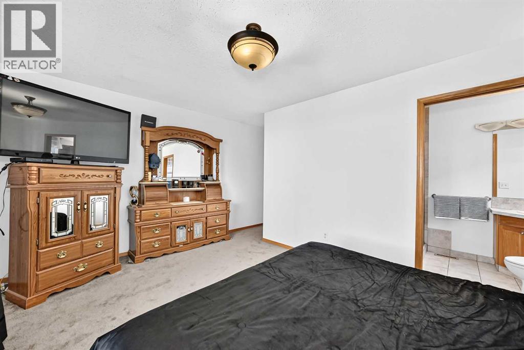184 Douglas Ridge Green SE, Calgary, Alberta  T2Z 2T4 - Photo 19 - A2345701