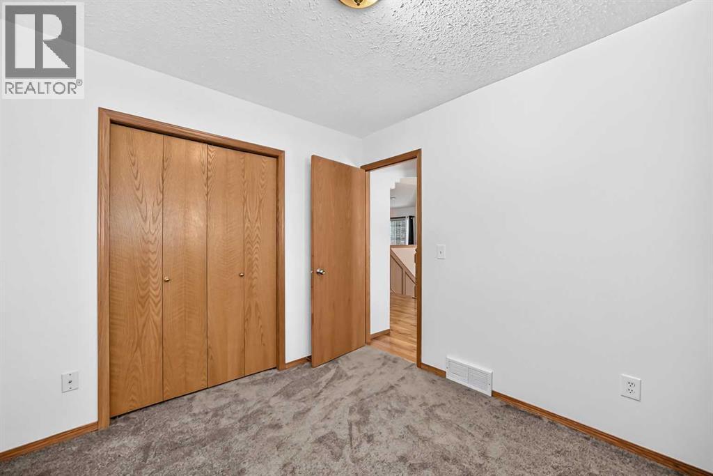 184 Douglas Ridge Green SE, Calgary, Alberta  T2Z 2T4 - Photo 27 - A2345701
