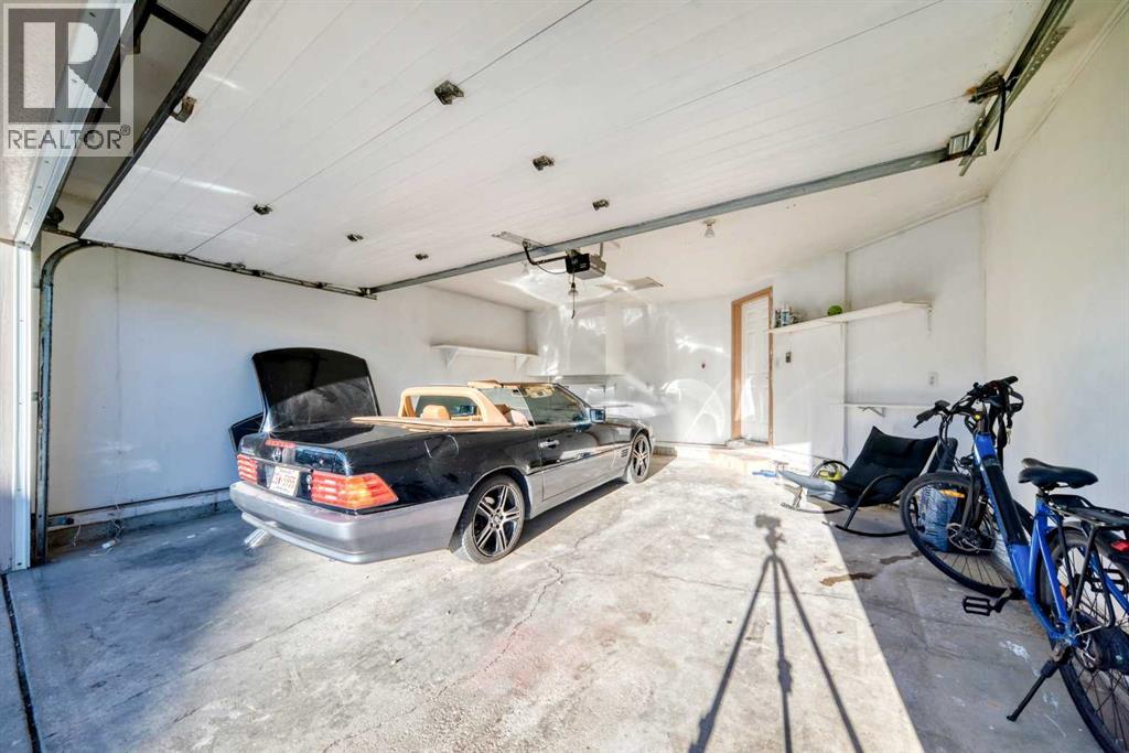 184 Douglas Ridge Green SE, Calgary, Alberta  T2Z 2T4 - Photo 42 - A2345701