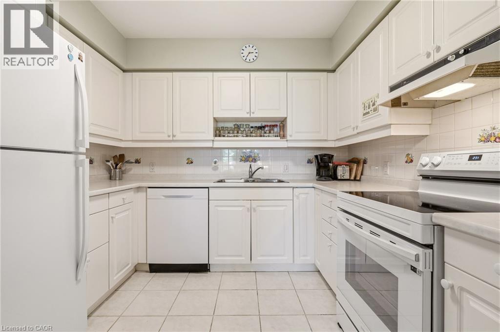 77 Governor's Road Unit# 404, Dundas, Ontario  L9H 7N8 - Photo 12 - 40866081