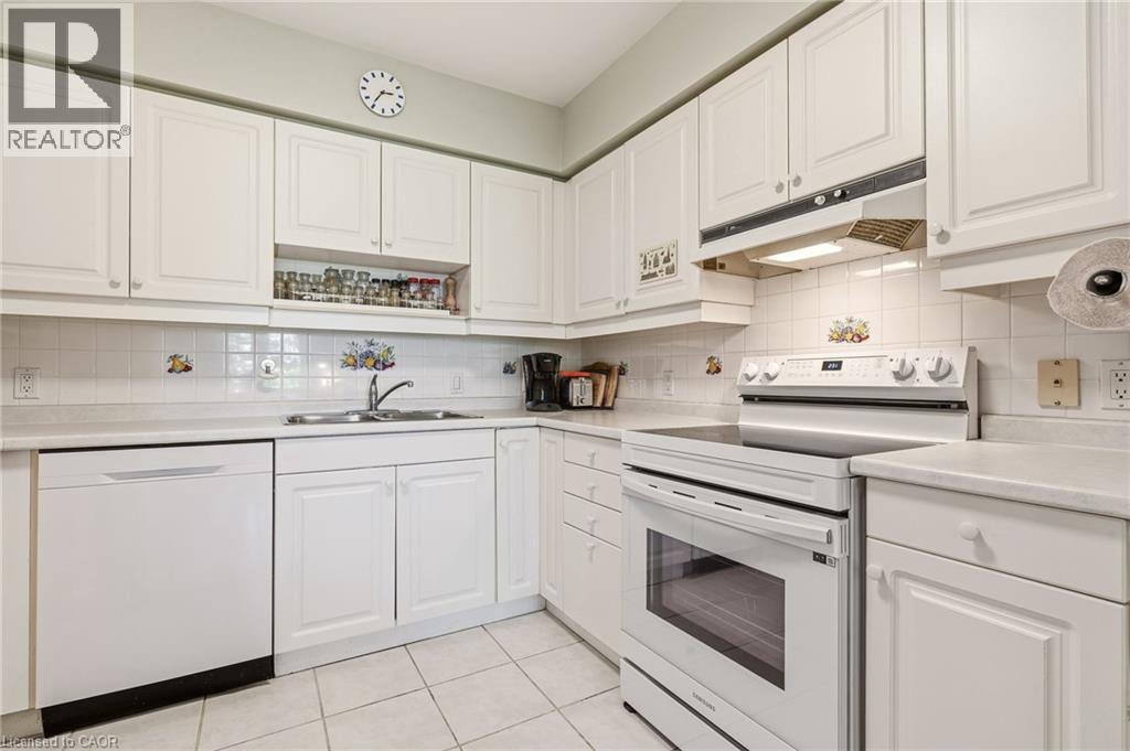 77 Governor's Road Unit# 404, Dundas, Ontario  L9H 7N8 - Photo 13 - 40866081