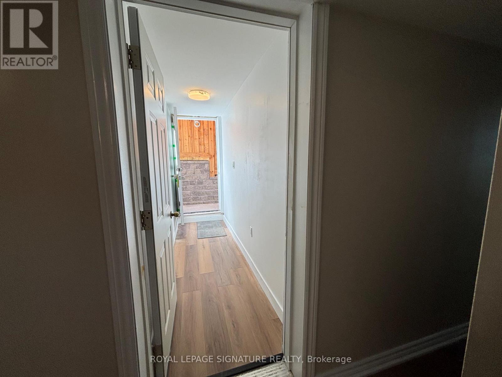 Lower - 145 Sloane Avenue, Toronto, Ontario M4A 2B8 - Photo 3 - C13804440