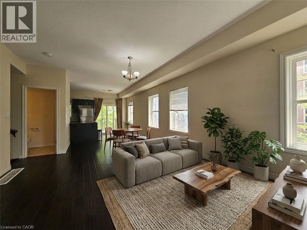 2 WHITEHAVEN Lane, Kitchener, Ontario