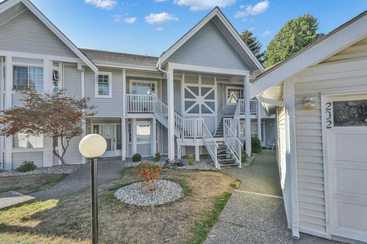 202 9109 154 STREET, Surrey, British Columbia
