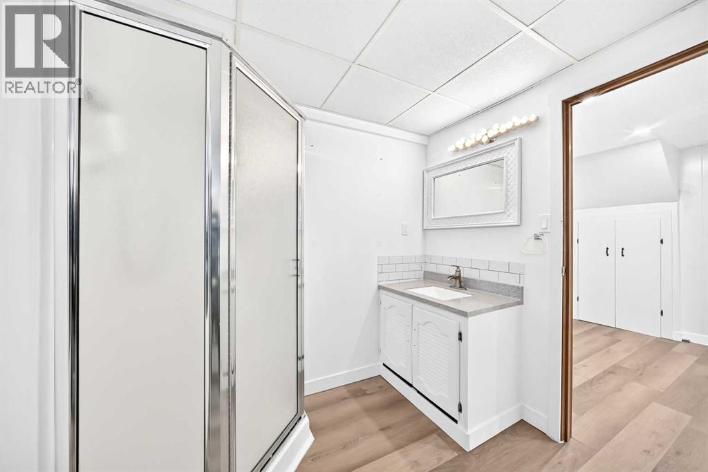 5712 Lakeview Drive SW, Calgary, Alberta  T3E 5S4 - Photo 35 - A2347616