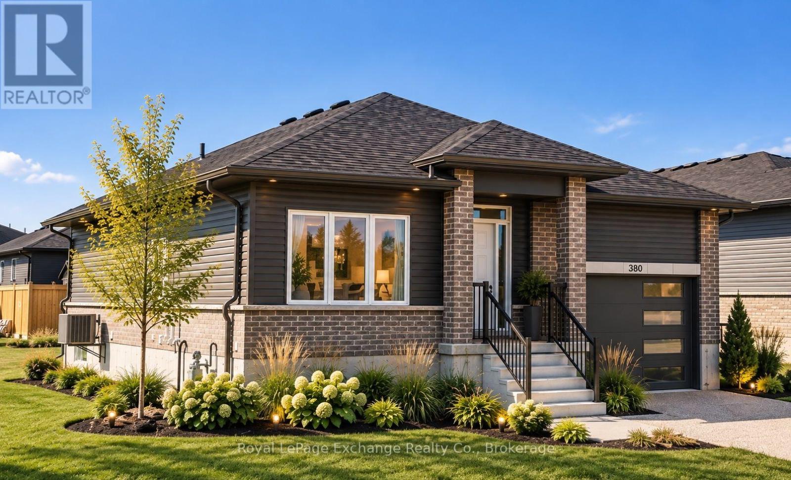 380 HAWTHORNE STREET, Saugeen Shores, Ontario