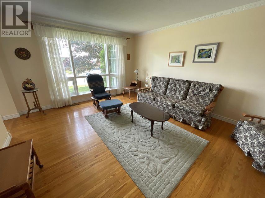 66 Dieppe Ave, Elliot Lake, Ontario  P5A 1H3 - Photo 12 - SM262671