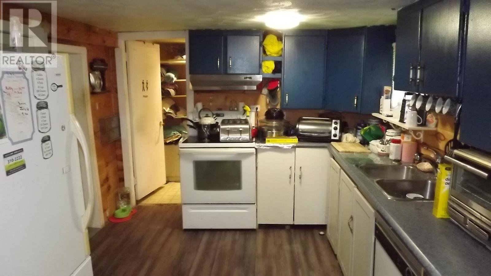 245 Westhill Rd, Elliot Lake, Ontario  P5A 1A9 - Photo 2 - SM262672
