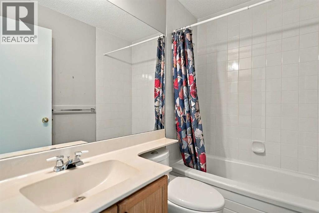 2820 Signal Hill Drive SW, Calgary, Alberta  T3H 2L9 - Photo 30 - A2341469