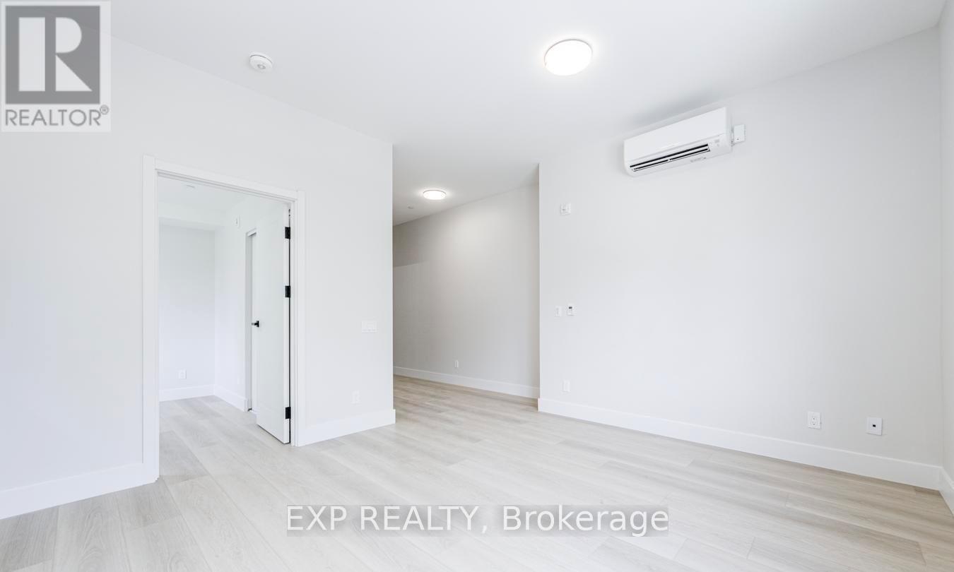 304 - 145 Clapperton Street, Barrie, Ontario  L4M 3G3 - Photo 23 - S13578350