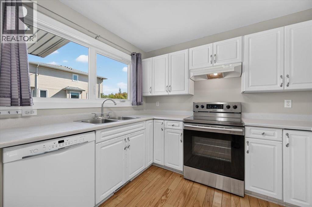 262 Killarney Glen Court SW, Calgary, Alberta  T3E 2P3 - Photo 9 - A2346654