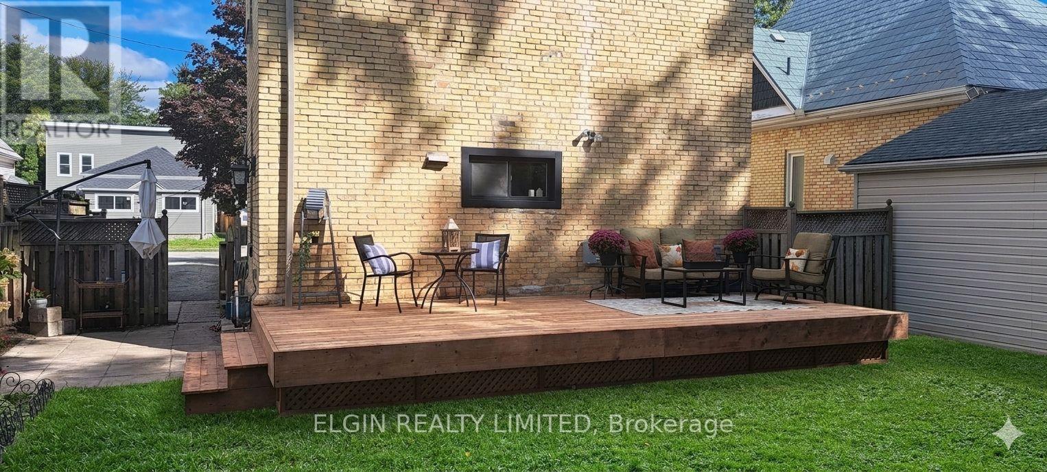 25 Locust Street, St. Thomas, Ontario  N5R 2C2 - Photo 23 - X13485300