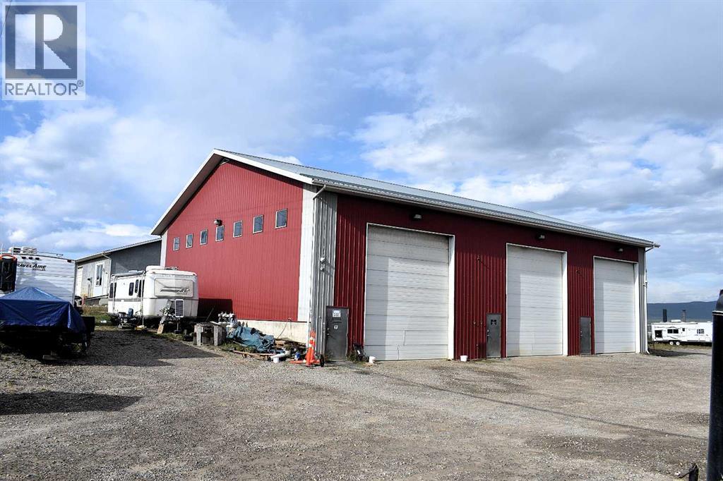 180 Felaber Road, Hinton, Alberta