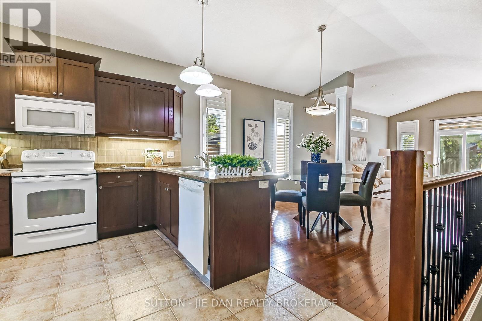 865 Cutross Avenue, London North, Ontario  N6G 5P3 - Photo 5 - X13825020