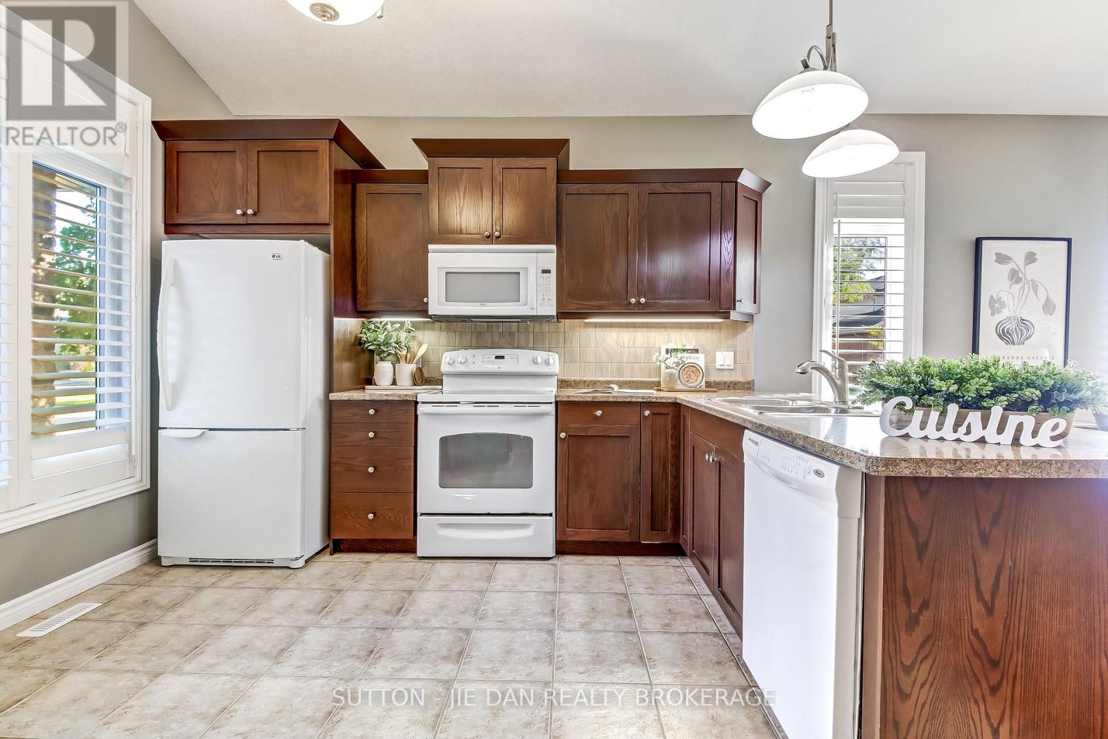 865 Cutross Avenue, London North, Ontario  N6G 5P3 - Photo 7 - X13825020