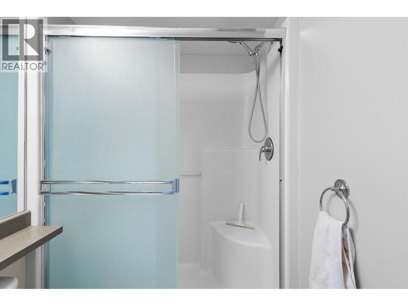 7600 Cottonwood Drive Unit# 202 photo 32