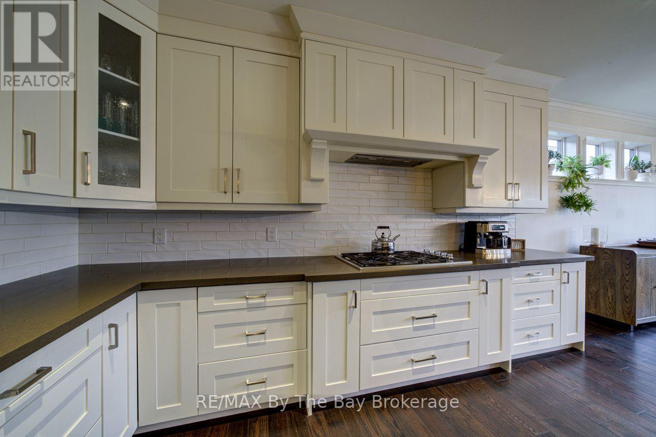 101 Stanley Street, Collingwood, Ontario  L9Y 0G3 - Photo 21 - S13824996