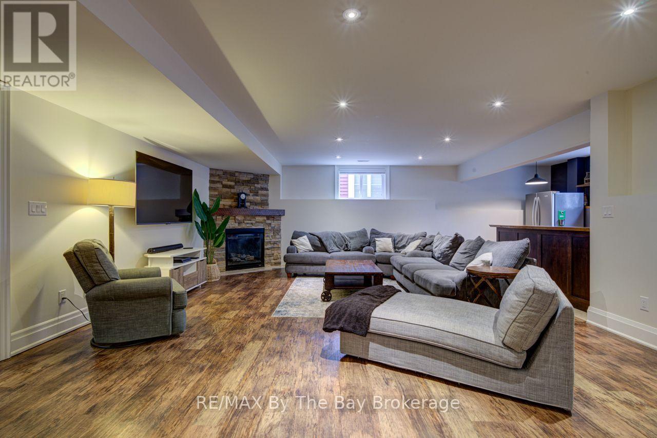 101 Stanley Street, Collingwood, Ontario  L9Y 0G3 - Photo 36 - S13824996