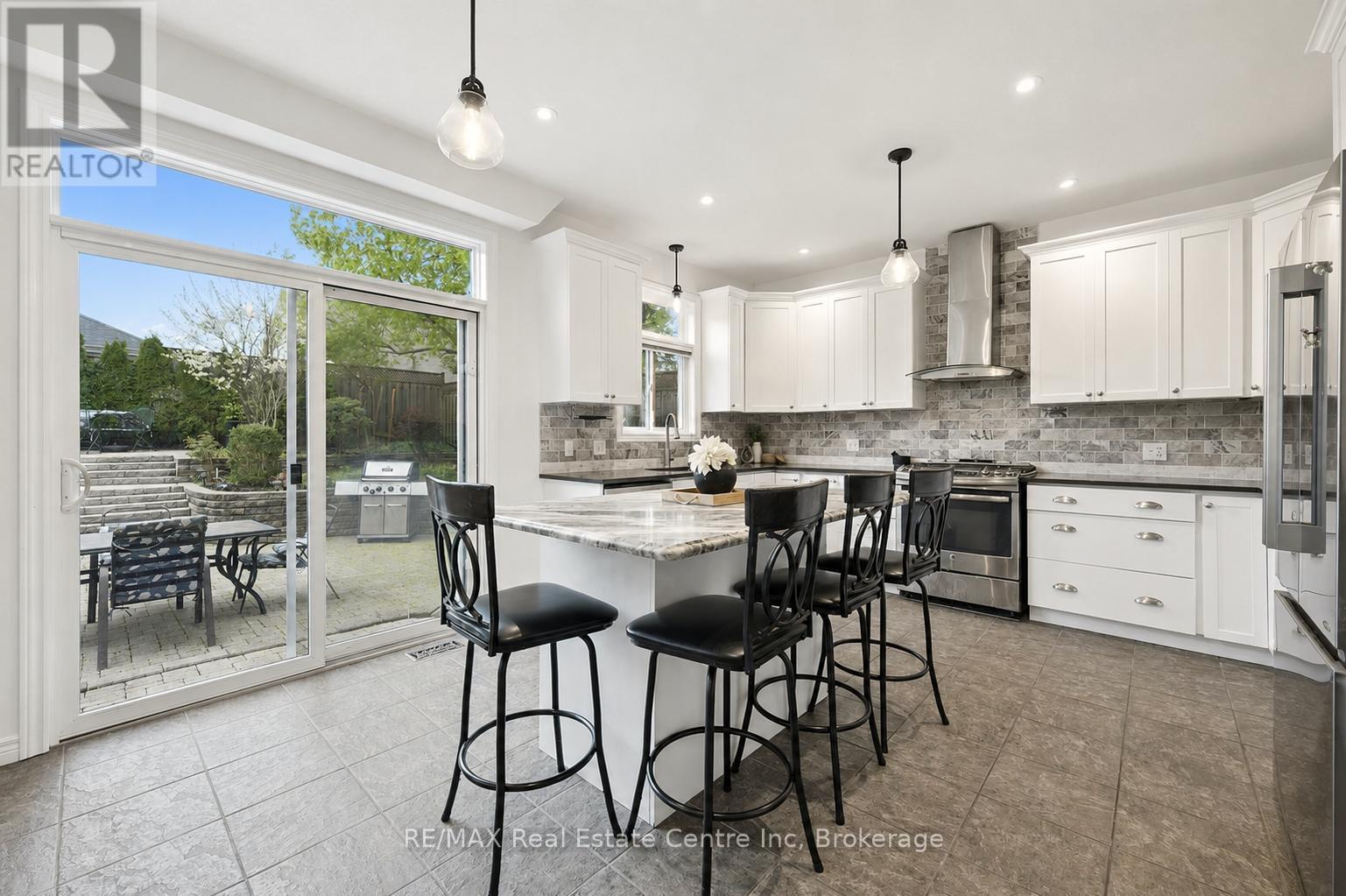 7 HARDY STREET, Guelph, Ontario