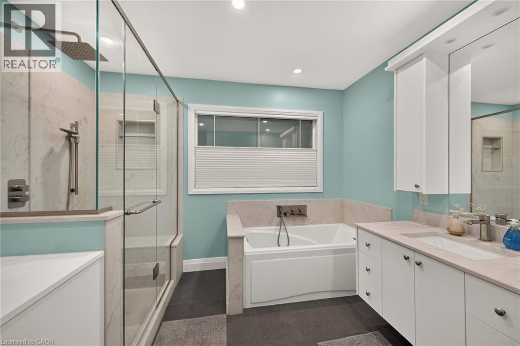 2 Helen Street, Dundas, Ontario  L9H 1N3 - Photo 23 - 40865257