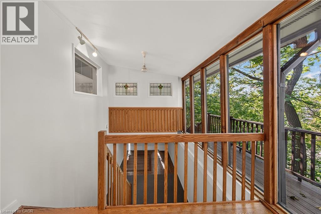 2 Helen Street, Dundas, Ontario  L9H 1N3 - Photo 31 - 40865257
