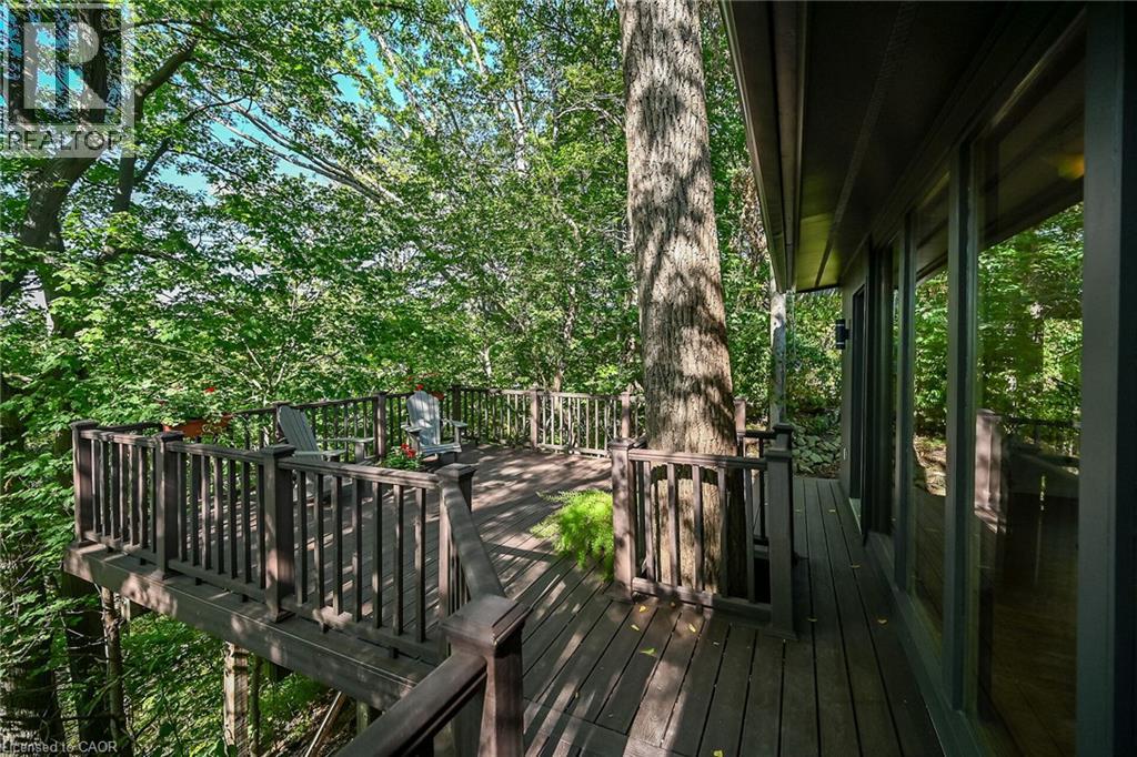 2 Helen Street, Dundas, Ontario  L9H 1N3 - Photo 39 - 40865257