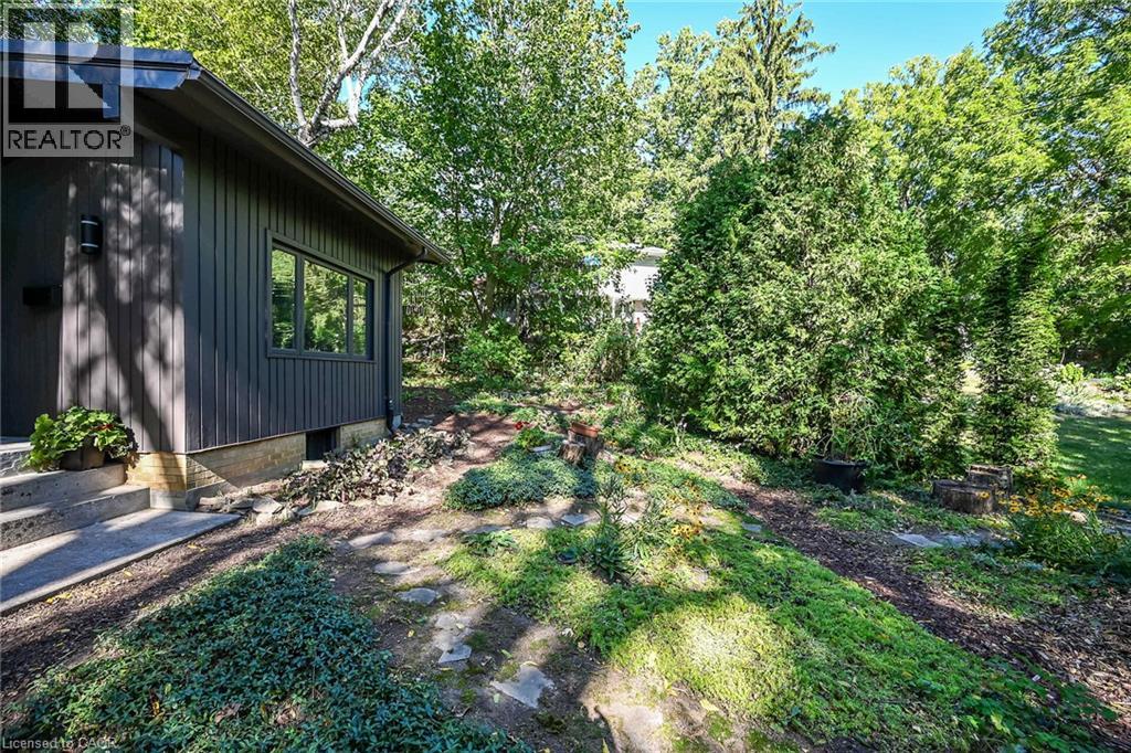2 Helen Street, Dundas, Ontario  L9H 1N3 - Photo 45 - 40865257