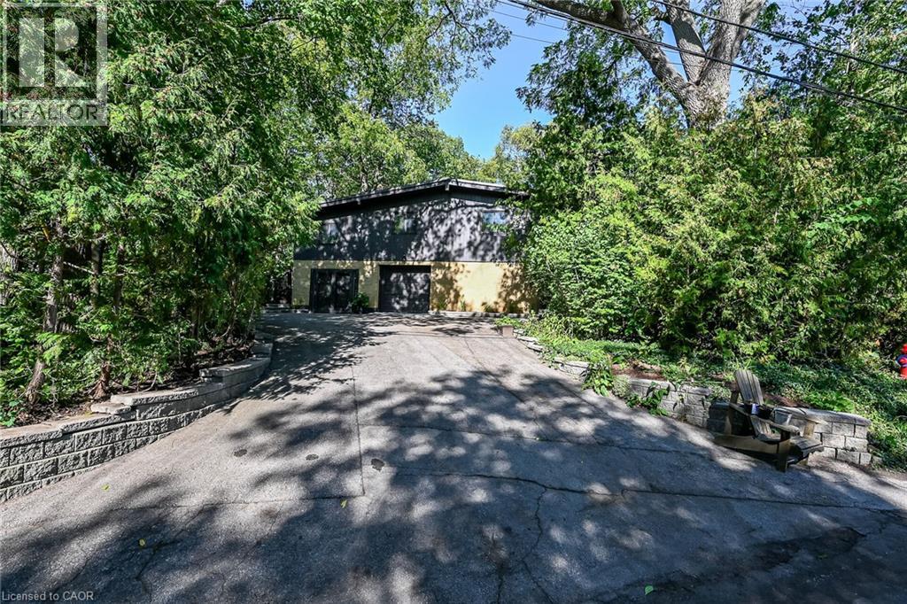 2 Helen Street, Dundas, Ontario  L9H 1N3 - Photo 47 - 40865257