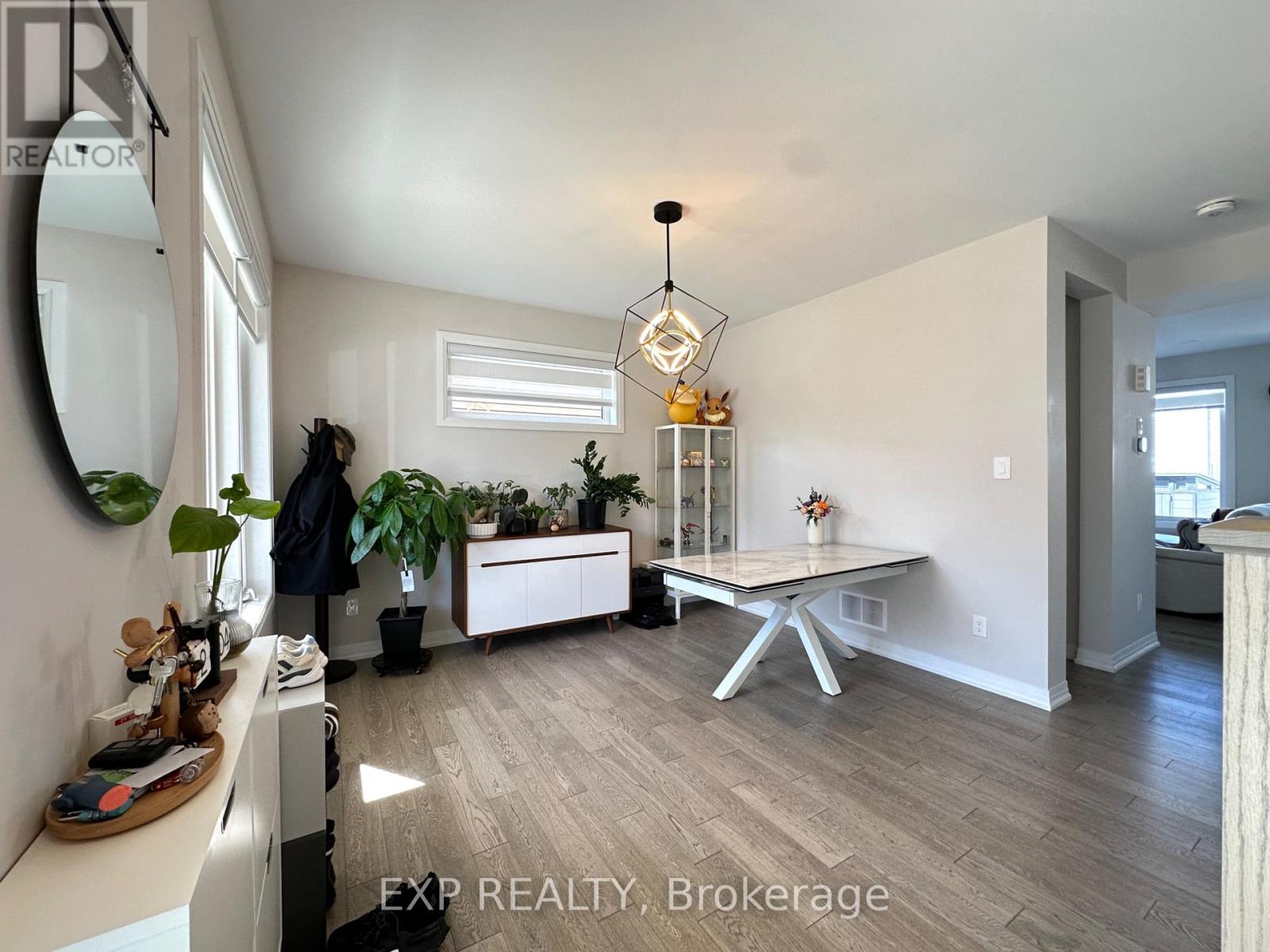 3073 Travertine Way, Ottawa, Ontario  K2J 6W9 - Photo 2 - X13825006