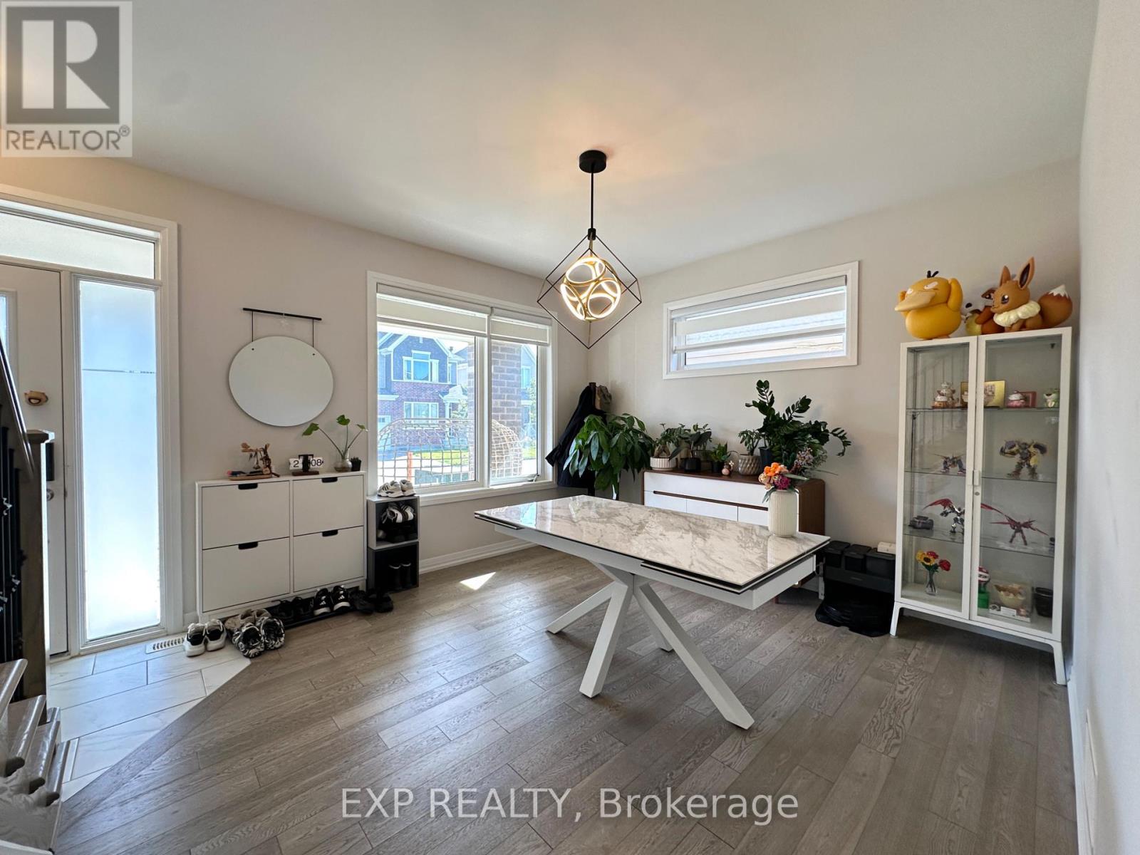 3073 Travertine Way, Ottawa, Ontario  K2J 6W9 - Photo 3 - X13825006