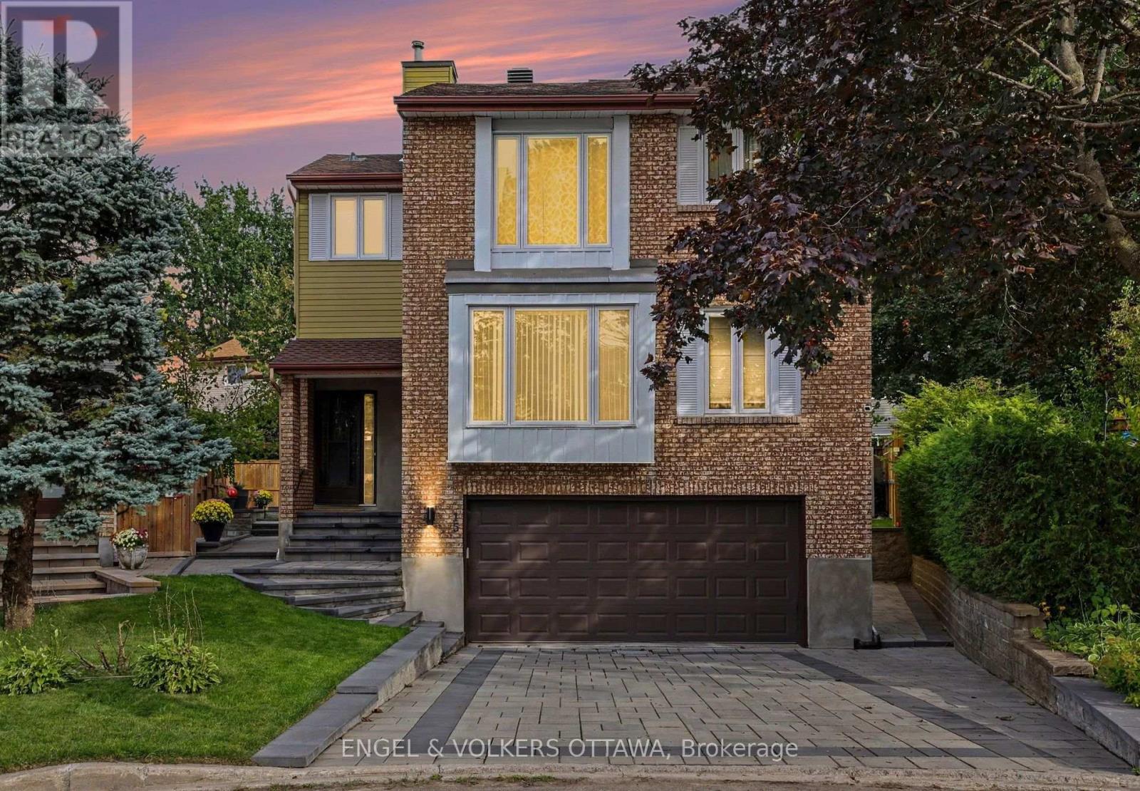 15 ARCHER SQUARE, Ottawa, Ontario