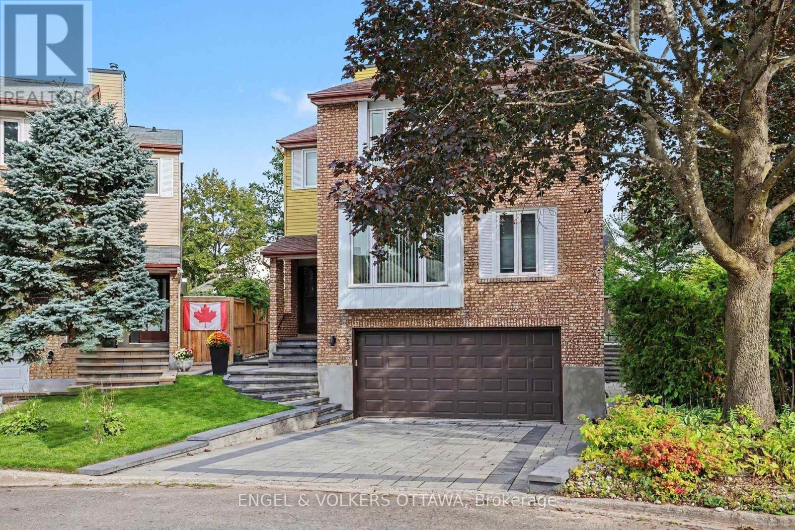 15 Archer Square, Ottawa, Ontario  K1V 9Y8 - Photo 3 - X13825066