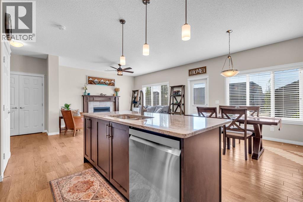 21 Mount Rae Heights, Okotoks, Alberta  T1S 0M6 - Photo 10 - A2347772