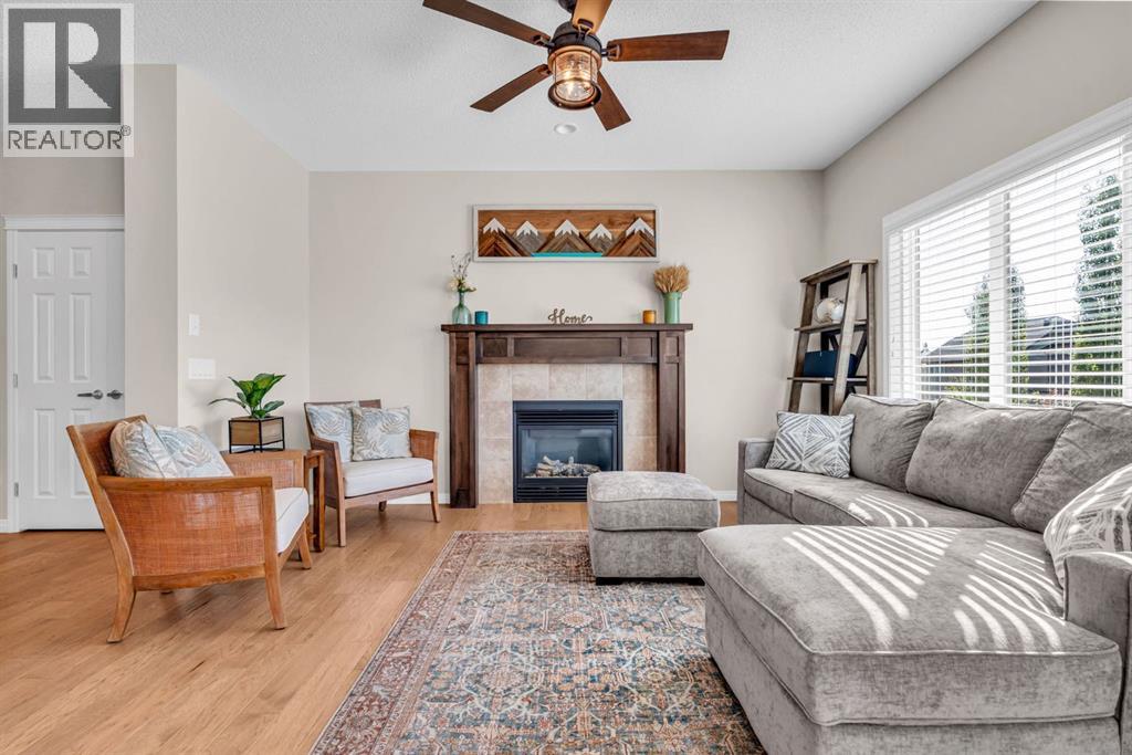21 Mount Rae Heights, Okotoks, Alberta  T1S 0M6 - Photo 3 - A2347772