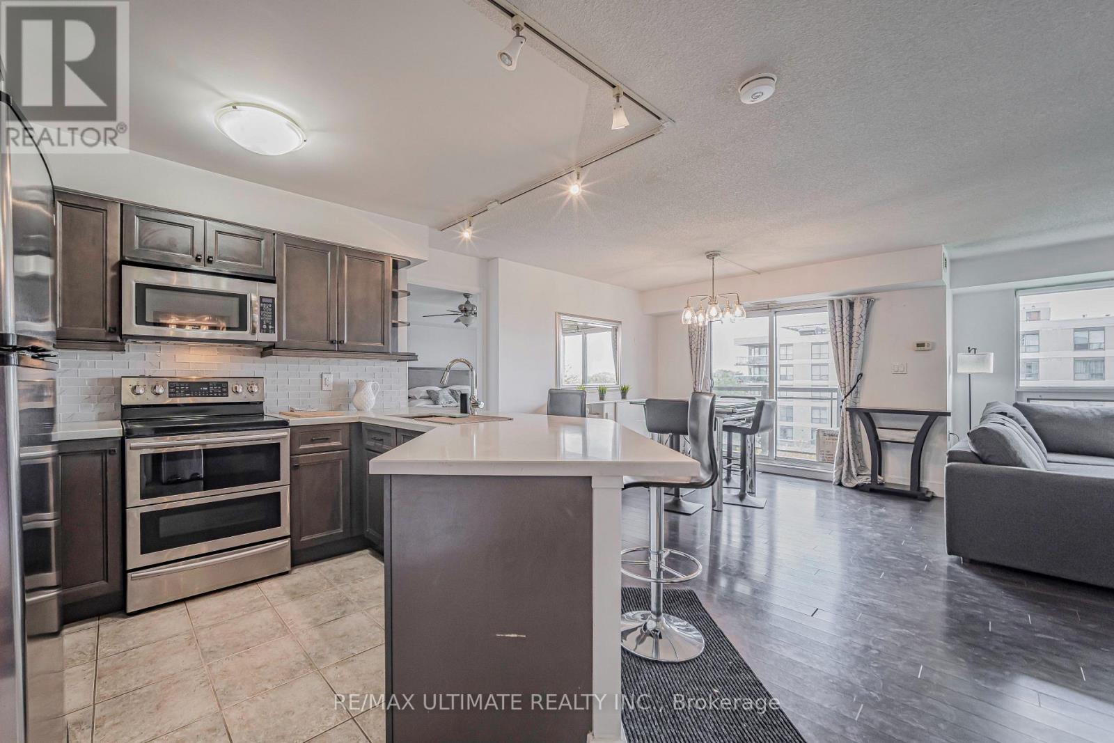 513 - 872 Sheppard Avenue W, Toronto, Ontario M3H 5V5 - Photo 11 - C13821886