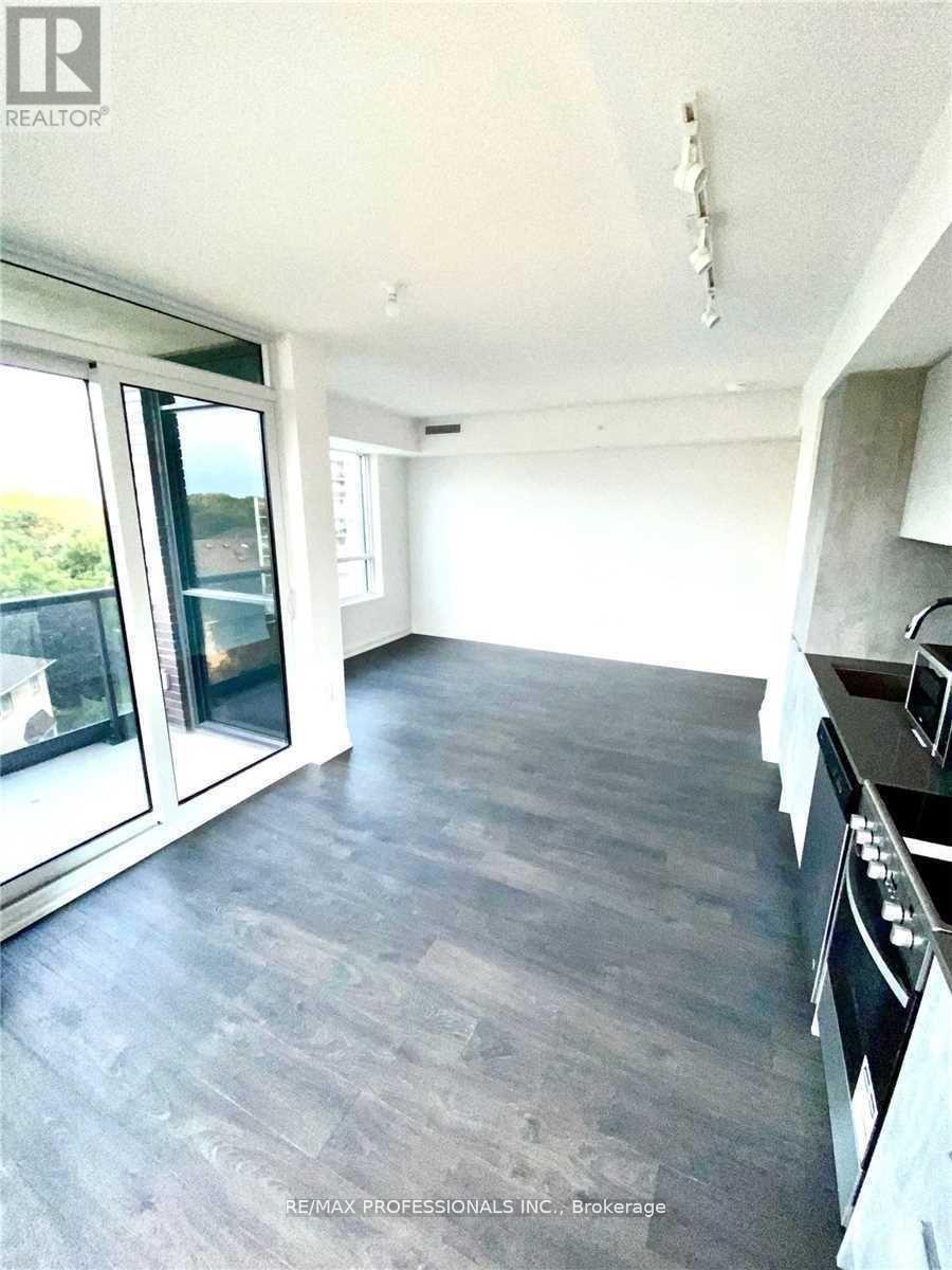 536 - 26 Gibbs Road, Toronto, Ontario  M9B 0E3 - Photo 14 - W13824826