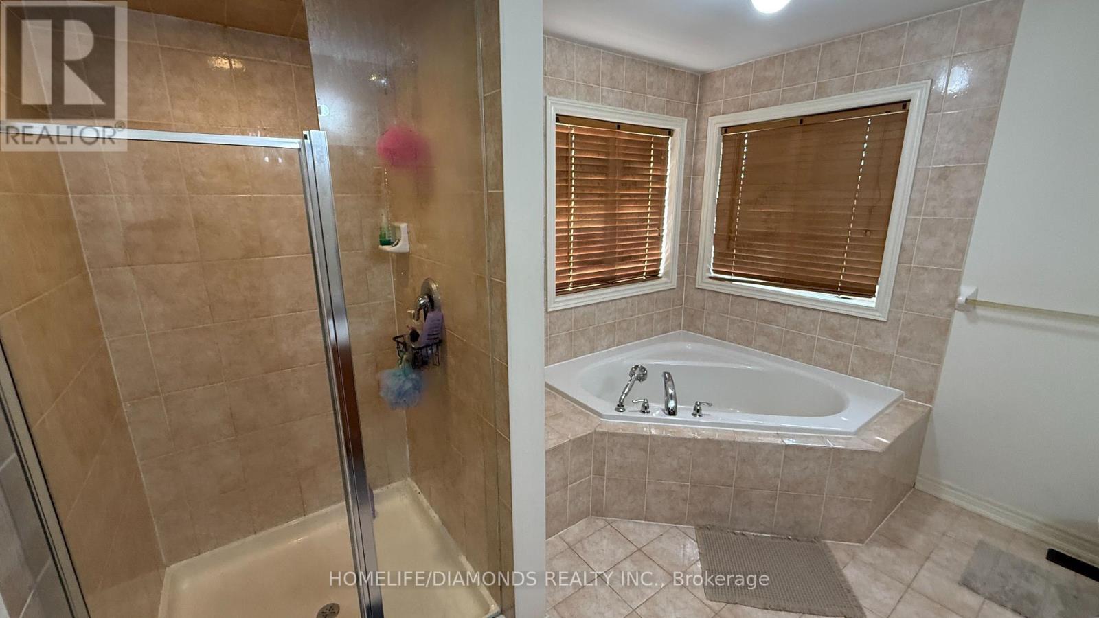 12 Oakhaven Road, Brampton, Ontario  L6P 2Y3 - Photo 11 - W13824950