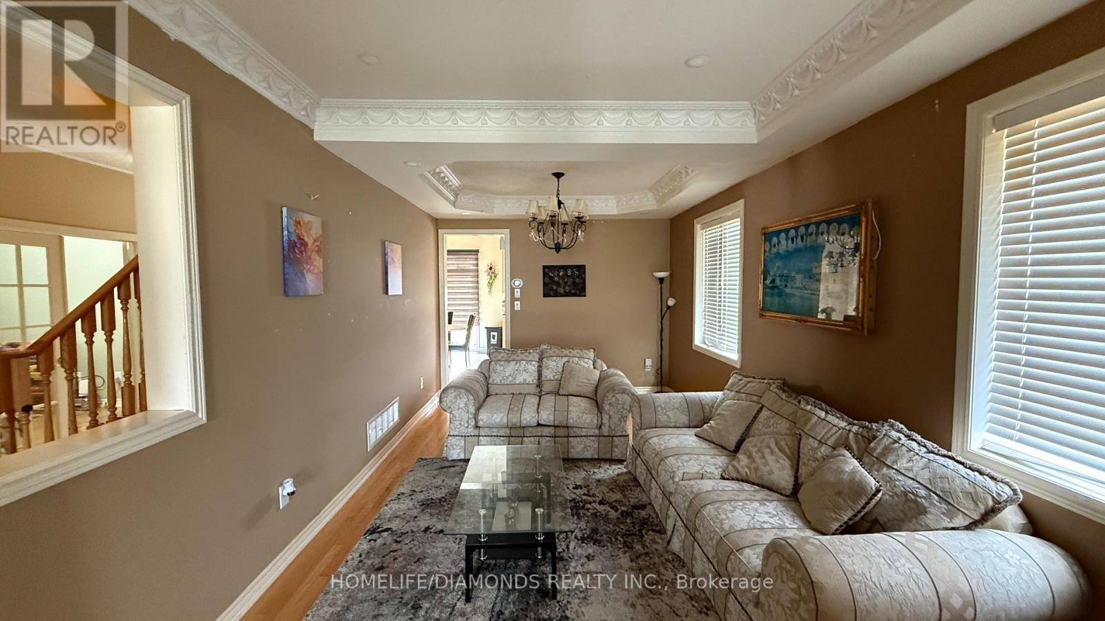 12 Oakhaven Road, Brampton, Ontario  L6P 2Y3 - Photo 6 - W13824950