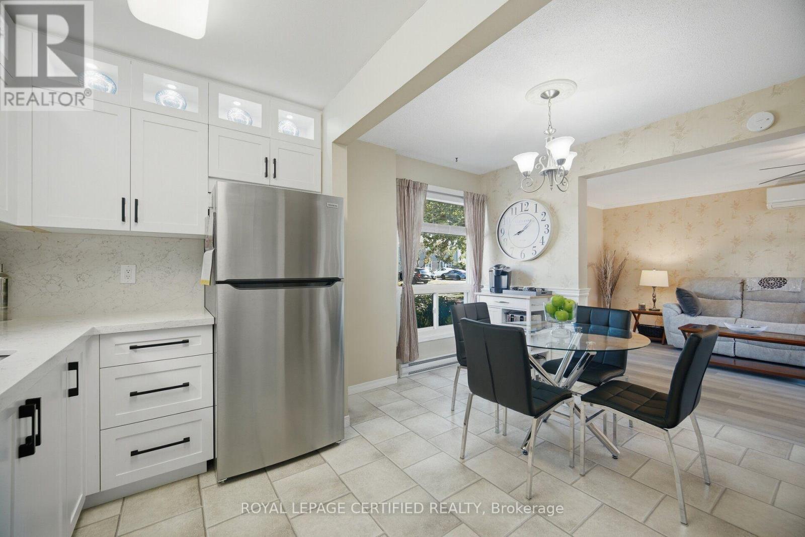 2 Grove Park Square, Brampton, Ontario  L6S 2K3 - Photo 14 - W13825012