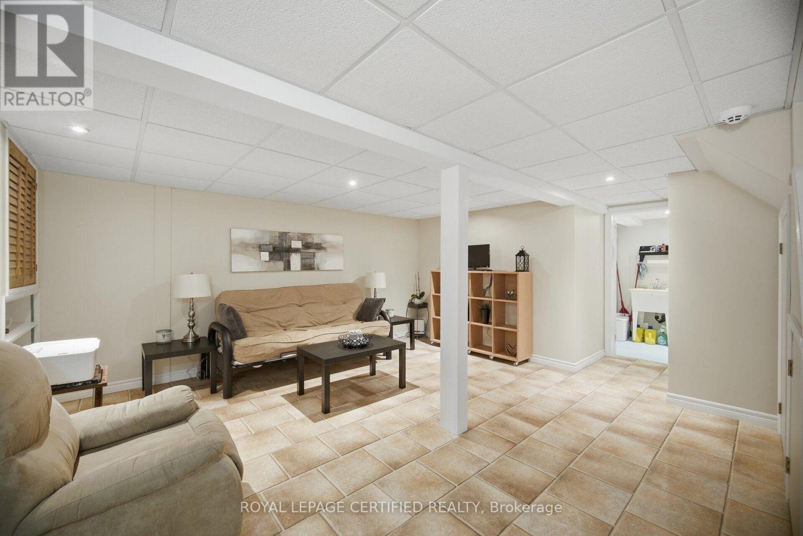 2 Grove Park Square, Brampton, Ontario  L6S 2K3 - Photo 34 - W13825012
