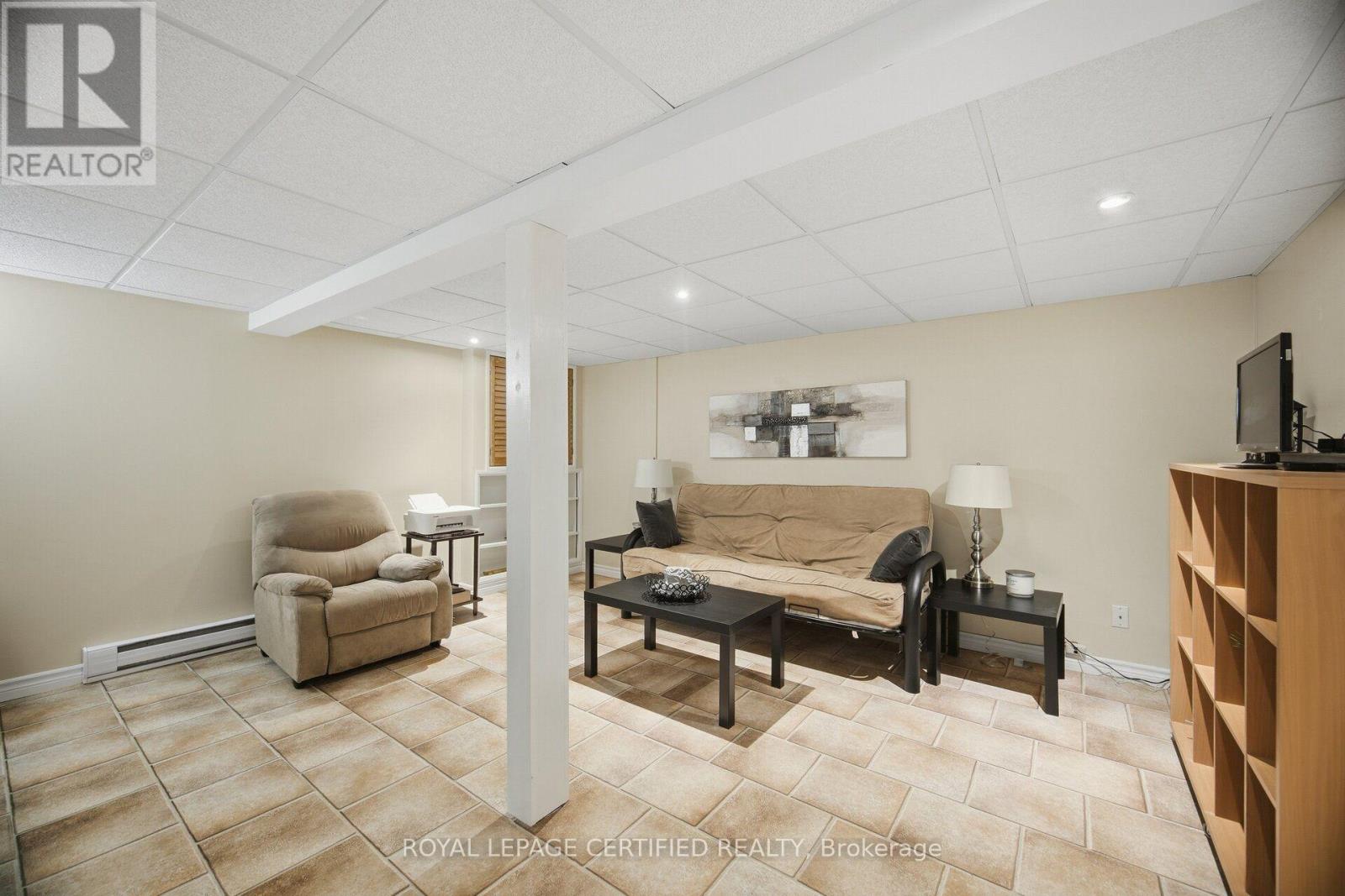 2 Grove Park Square, Brampton, Ontario  L6S 2K3 - Photo 35 - W13825012