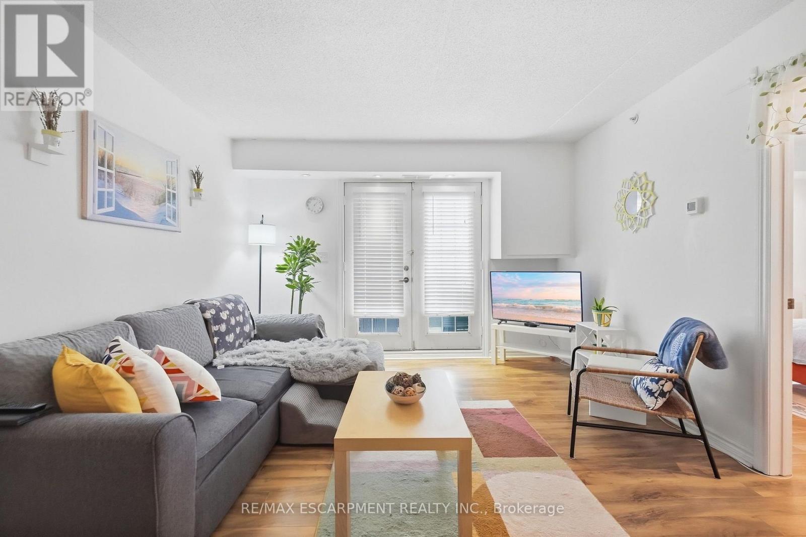 310 - 4025 Kilmer Drive, Burlington, Ontario  L7M 4M5 - Photo 5 - W13825068