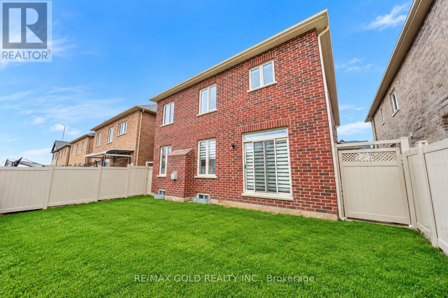 9 GODERICH DRIVE photo 49