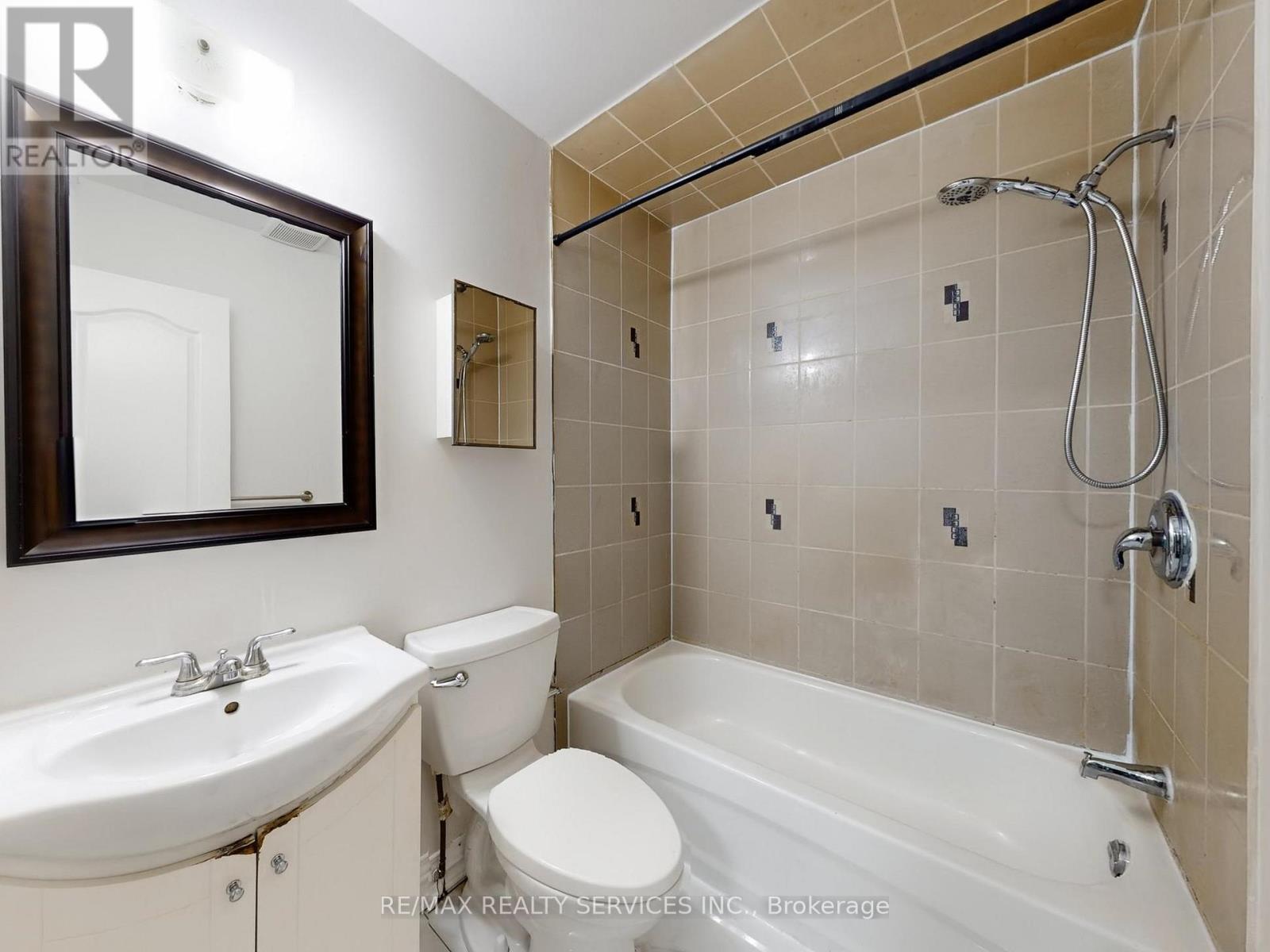9 Glenridge Road, Brampton, Ontario  L6S 1N2 - Photo 41 - W13822804