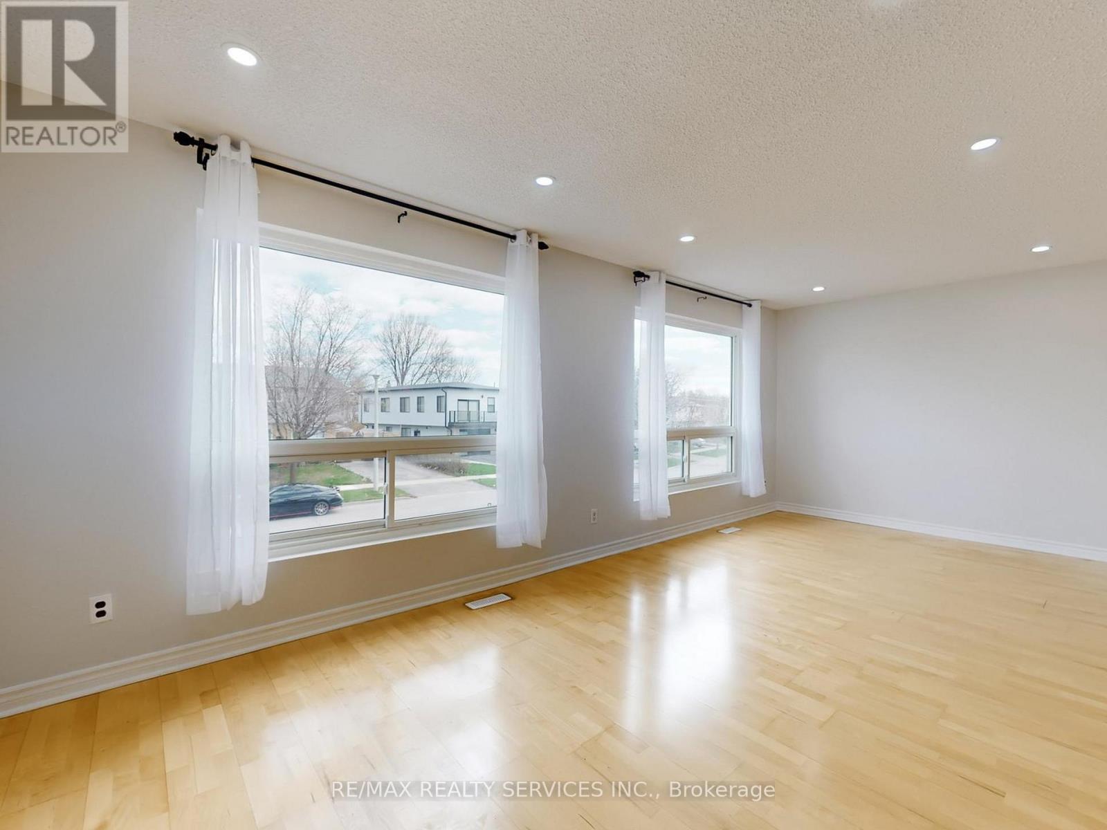 9 Glenridge Road, Brampton, Ontario  L6S 1N2 - Photo 21 - W13822804