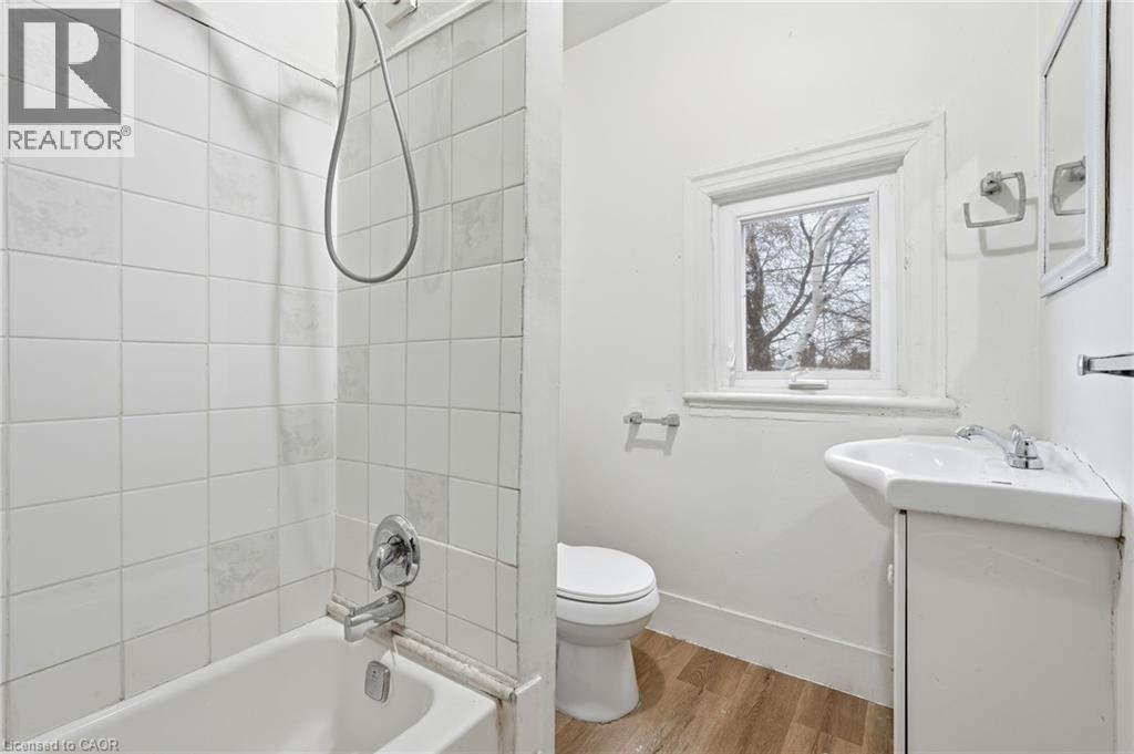 39 Burlington Street E, Hamilton, Ontario  L8L 4G3 - Photo 13 - 40865207