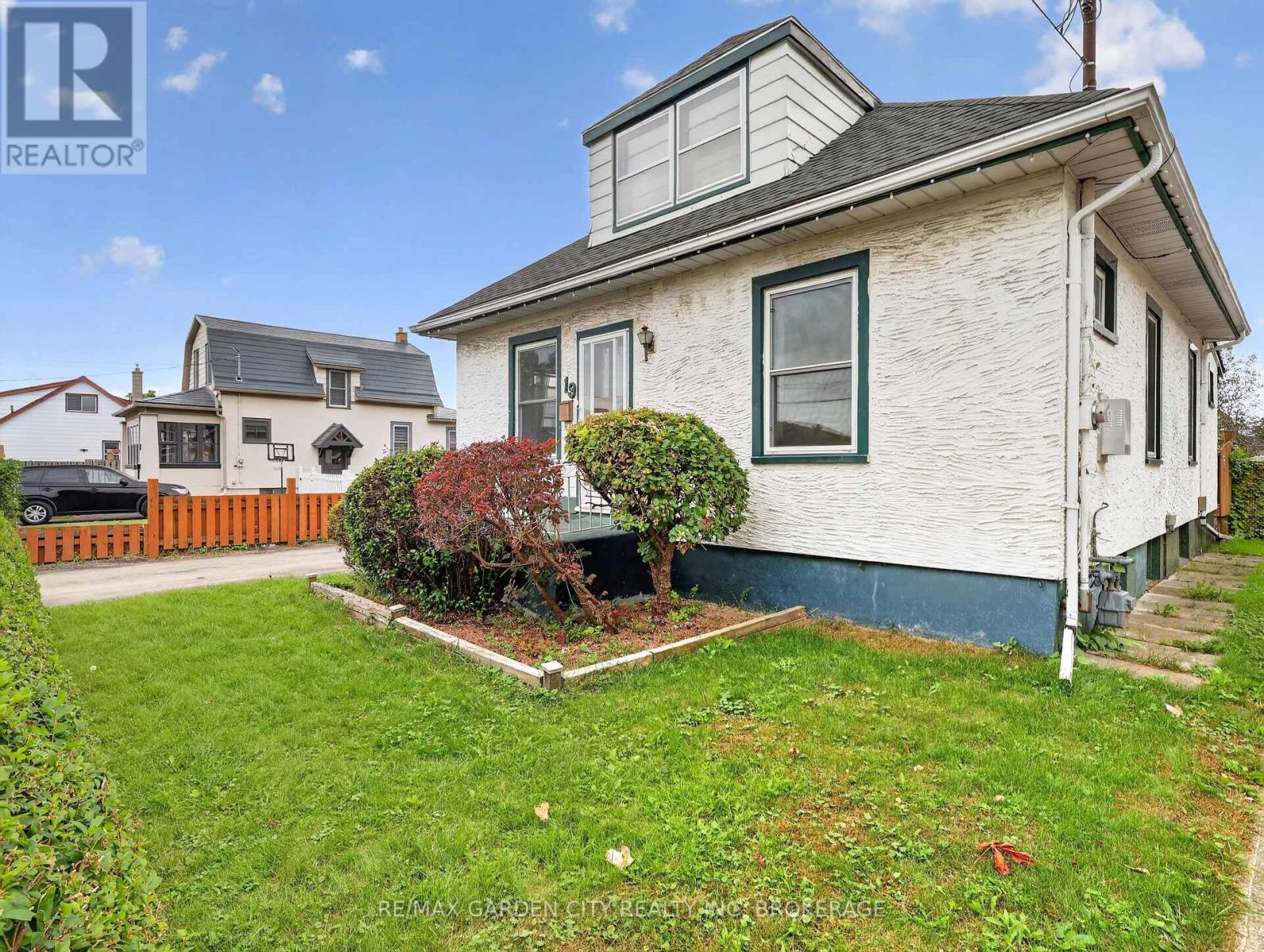 19 Cunningham Street, Thorold, Ontario  L2V 3K6 - Photo 5 - X13794242